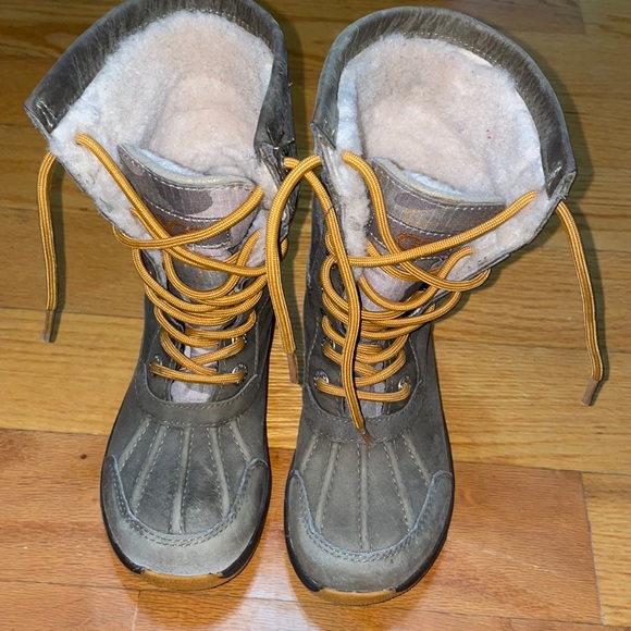 Little kids ugg snow boots - Picture 1 of 7